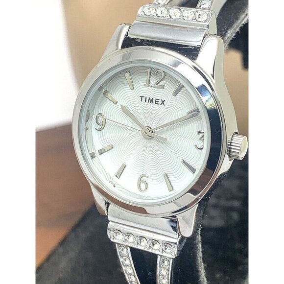 Timex Women's Watch TW2W18600 Quartz Silver Dial Stainless Steel 25mm - Picture 1 of 13